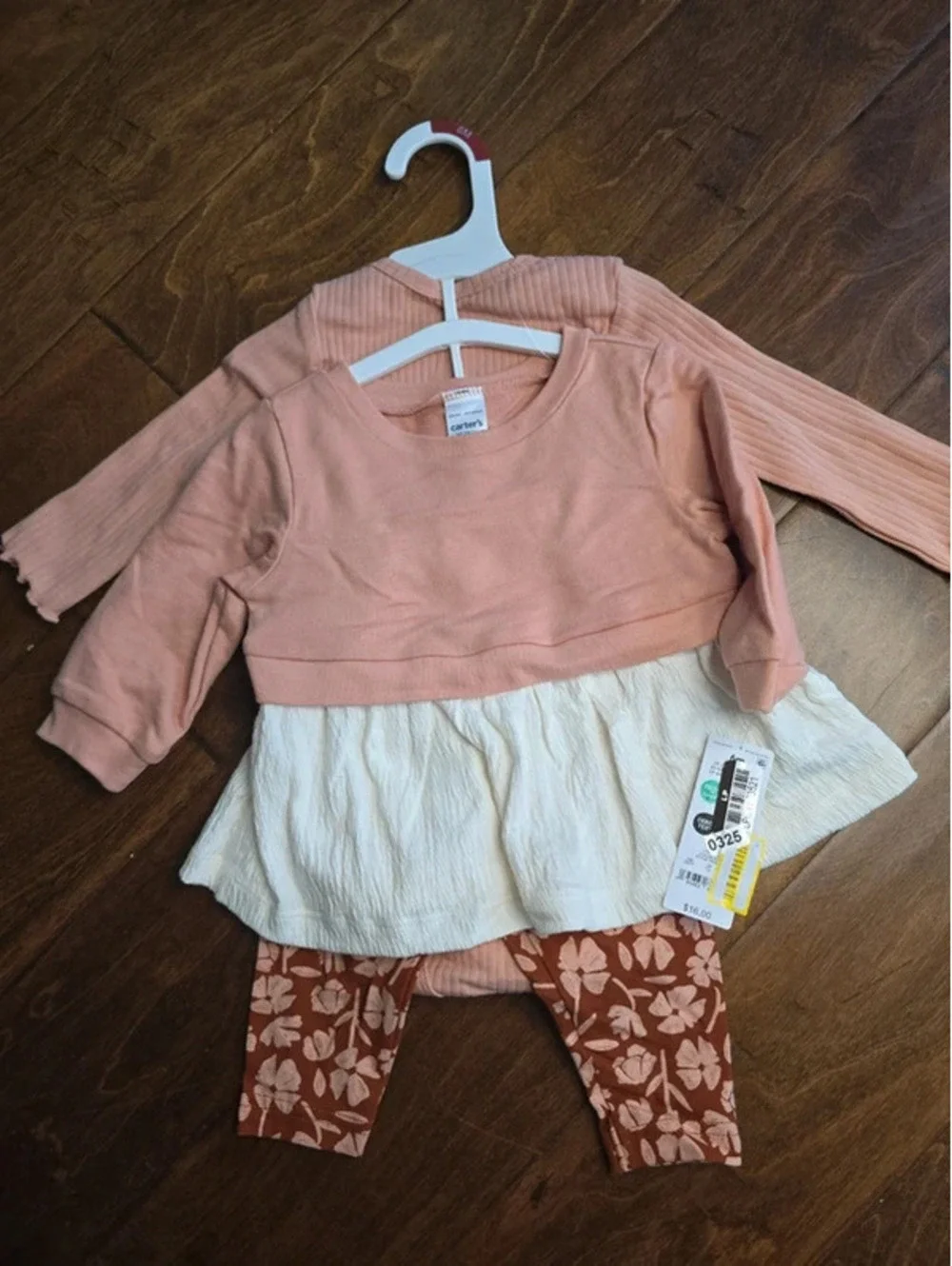 6m brand new three piece outfit set from carter's item, 325G5